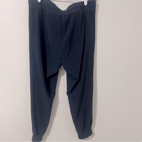 GAP Fit Women’s Large Navy Rib Mix Joggers Missing Drawstring EUC Workout - Picture 6 of 10